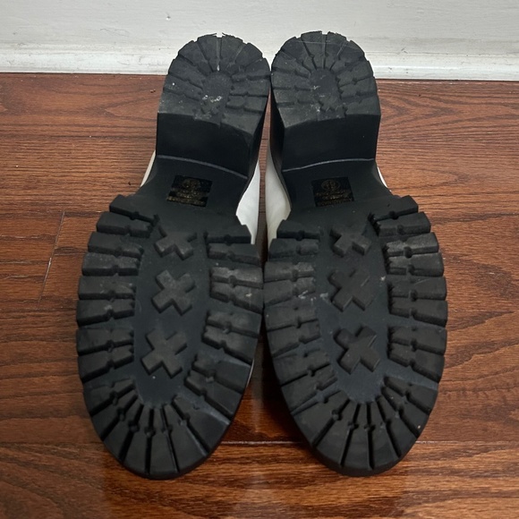 Mary Jane Heels - Picture 2 of 5